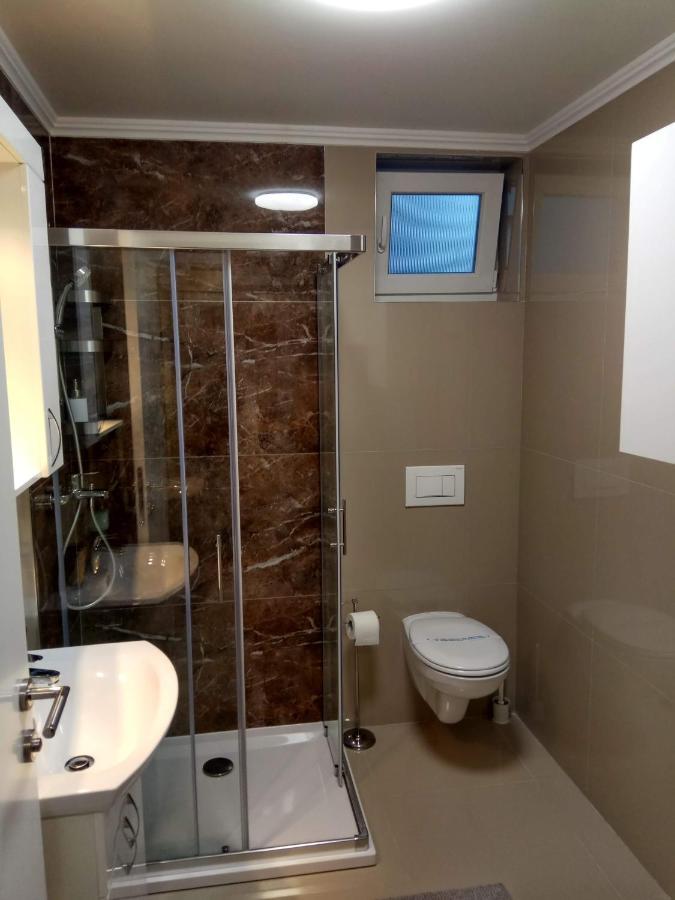 Apartment Cherry Gold Zrenjanin Exterior foto